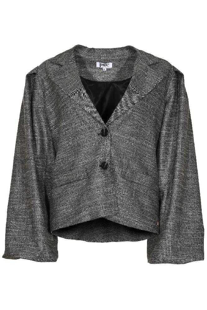 Deze eyecatcher van een item heet de Rodin, de pofmouwen geeft de blazer echt een opvallende look.